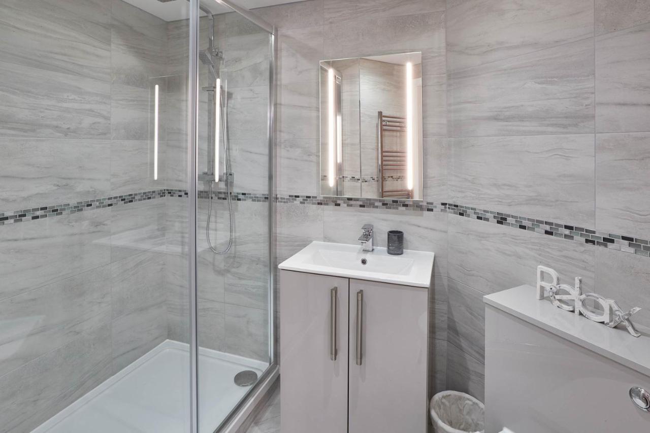 Host & Stay - The Garden Apartment Гаррогейт Екстер'єр фото